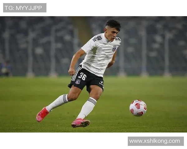 足球副班长的逆袭之路如何重塑球队辉煌与梦想